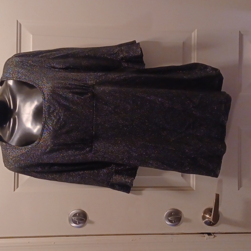 Cocome Black and Silver Top, Size Medium, Spring/Summer!